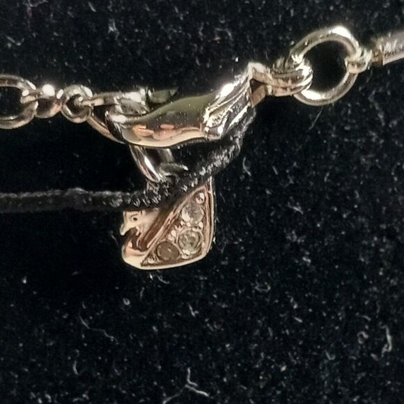 Swarovski Puffed Heart Pendant with Crystals & Lariat device on box chain Swans - Picture 4 of 9